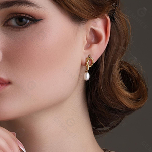 <span class=keywords><strong>Orecchini</strong></span> <span class=keywords><strong>Pendenti</strong></span> con Nodo <span class=keywords><strong>a</strong></span> <span class=keywords><strong>Cuore</strong></span> in Argento Sterling 925 e Perla, Gioielli Minimalisti Gemnel - Product Image 2