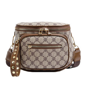 Sac à bandoulière tendance style vintage pour femme, motif géométrique, fermeture éclair en PU, doublure en polyester, antivol, portable pour usage quotidien - Product Image 4