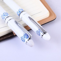 Stylo Cadeau Souvenir de Luxe Style Chinois Motifs Porcelaine Bleue et Blanche Stylo Signature Personnalisé Ensemble de Stylos Cadeaux en Porcelaine Qinghua