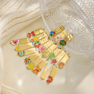 จี้เชื่อมต่อรูปสี่เหลี่ยมเคลือบเงา |   จี้แท่งเปล่าสองรูเคลือบทอง 18K PVD บนสแตนเลสสตีล สำหรับทำเครื่องประดับ DIY - Product Image 2