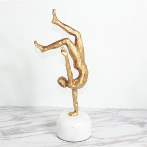 Estatua de Gimnasta, Escultura Dinámica de Hierro Negro para Decoración del Hogar - Product Image 2