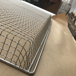 Plateaux <span class=keywords><strong>de</strong></span> <span class=keywords><strong>cuisson</strong></span> perforés plats en acier inoxydable <span class=keywords><strong>de</strong></span> qualité alimentaire pour le séchage - Product Image 3