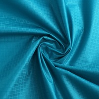 Tissu en nylon Ripstop Silnylon enduit PU, imperméable, respirant, ignifuge, en tissage uni, pour tentes et sacs pour filles