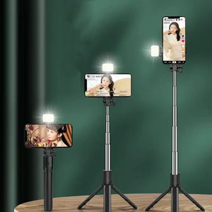 Bastone Selfie Multifunzionale per Streaming con Treppiede R1s Edizione Estesa 2024 - Product Image 2