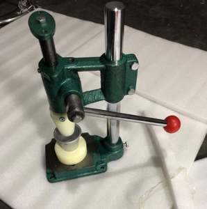 เครื่องทำแป้งทาร์ต Yunqingtech เครื่องกดแป้งพายโปรตุเกส เครื่องทำเปลือกทาร์ตไข่ เครื่องขึ้นรูปพายแบบแมนนวลและอัตโนมัติสำหรับทำทาร์ตไข่ - Product Image 3