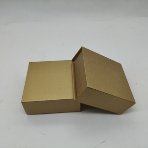 Caja de Embalaje de Cartón con Logotipo Personalizado al por Mayor, Caja de Envío de Papel para Ropa y Zapatos - Product Image 5