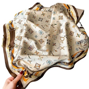 [Al por mayor] Pañuelo <span class=keywords><strong>de</strong></span> seda <span class=keywords><strong>de</strong></span> morera con estampado animal para mujer, <span class=keywords><strong>de</strong></span> Hangzhou, 70 cm cuadrado, estilo coreano, chal y bufanda <span class=keywords><strong>de</strong></span> plumas para otoño - Product Image 5