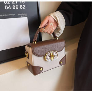 Diseño de nicho 2025 nueva moda clásica pequeña cuadrada moda señoras bolso textura Color colisión señoras hombro bandolera - Product Image 1