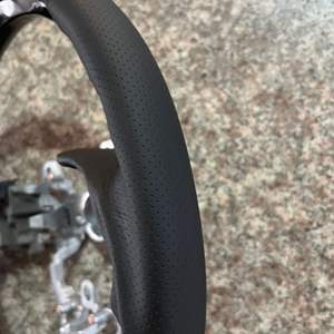 <span class=keywords><strong>ขาย</strong></span>ร้อน 15 นิ้วสไตล์กีฬาหนังพวงมาลัยโตโยต้ารุ่น Estima Prius Corolla Fortuner มงกุฎหนึ่งAvanzaที่กําหนดเองสีขาว - Product Image 5