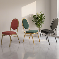 Chaise de banquet empilable dorée avec coussin rouge, chaise Chiavari pour mariage avec motif à pois dorés, siège rembourré pour hôtel, fête, événement