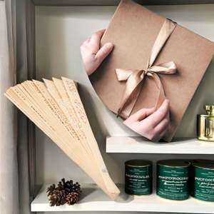 Abanico de mano de madera antiguo, con diseños de hadas, ángeles, cestas, deportes, animales, publicidad, estilos clásicos y tradicionales, para decoración, recuerdo y colección - Product Image 5