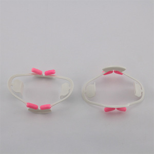 ที่เปิดปากแบบพลาสติกสำหรับทันตกรรม LK-707 เครื่องมือแบบใช้แล้วทิ้งสำหรับผู้ใหญ่ สีขาว - Product Image 3