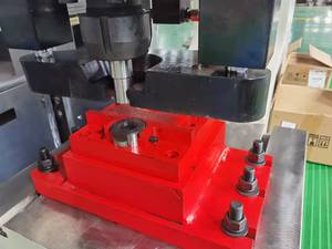 เครื่องตัดเหล็กไฮดรอลิก Q35Y-20 / เครื่องจักรงานเหล็ก เครื่องตัดเหล็กฉาก - Product Image 5