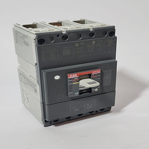 Interruptor de Circuito Trifásico XT4N250 Serie Tmax 100-600V PLC - Product Image 3