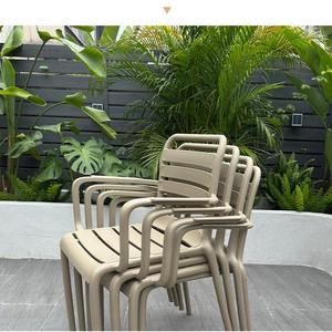 Silla <span class=keywords><strong>de</strong></span> Jardín <span class=keywords><strong>de</strong></span> Diseño Moderno <span class=keywords><strong>y</strong></span> Sencillo, Silla <span class=keywords><strong>de</strong></span> Comedor <span class=keywords><strong>de</strong></span> Plástico <span class=keywords><strong>para</strong></span> Exteriores con Respaldo <span class=keywords><strong>y</strong></span> Reposabrazos <span class=keywords><strong>para</strong></span> Balcón <span class=keywords><strong>y</strong></span> Patio - Product Image 3