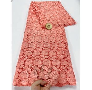 Tissu en dentelle guipure florale brodée africaine avec pierres, écologique, 5 yards MOQ pour vêtements féminins nigériens - Product Image 4