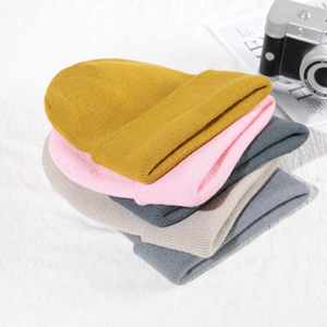 Gorro de Punto Liso para Niños a Precio de Fábrica, con Letras y Caracteres Bordados Personalizados, 100% Acrílico, Unisex, para Invierno, Venta al Por Mayor - Product Image 4