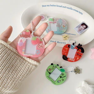 Lindo Portafotos con Forma de Manzana de Dibujos Animados, Portafotos Mini de 1 Pulgada para Estudiantes de Kpop, Accesorio Colgante para Bolsos, Llavero - Product Image 4