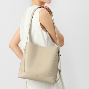Sac fourre-tout surdimensionné en cuir véritable tendance 25,5x24x11cm avec fermeture éclair et bandoulière amovible, sac seau pour femme toutes saisons - Product Image 3