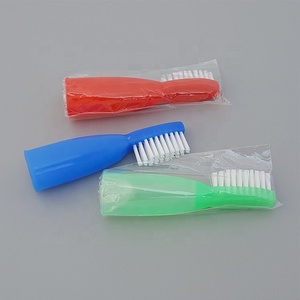 Mini Spazzolino da Denti Esclusivo per Adulti con Setole Medie in Nylon e Manico Corto in PP, Spazzolino da Detenuto - Product Image 1