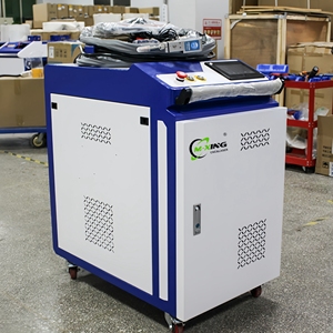 Máquina <span class=keywords><strong>de</strong></span> soldadura láser <span class=keywords><strong>de</strong></span> mano 4 en 1 1500W 2000W 3000W para metal - Product Image 1