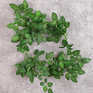 Hojas de Rosa Artificiales de 180 cm, Decoración de Pared Interior, Planta Verde Colgante, Flor de Seda de Alta Simulación - Product Image 3