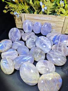 <span class=keywords><strong>Pietra</strong></span> <span class=keywords><strong>di</strong></span> <span class=keywords><strong>Luna</strong></span> <span class=keywords><strong>Blu</strong></span> Scintillante in Quarzo per Meditazione e Feng Shui, Ornamento Regalo a Prezzo <span class=keywords><strong>di</strong></span> Fabbrica - Product Image 4