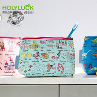 Sac à cosmétiques imperméable et réutilisable avec imprimé de dessin animé, sac de rangement léger pour articles de toilette de voyage, petite pochette de maquillage écologique pour femmes