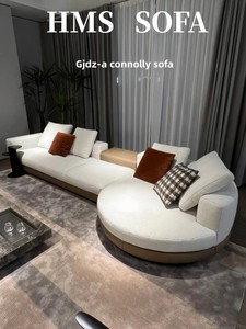 Divano Moderno Connery in Stile Italiano, Monoposto, con Struttura in Legno, Seduta Piatta Grande, Design Lineare ad Angolo, per Piccoli Appartamenti, in Cotone e Lino - Product Image 1