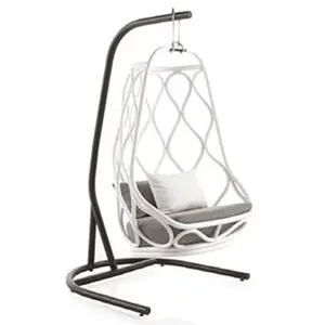 Di lusso in rattan cesto pendente per terrazza giardino set per il tempo libero, facile da pulire a forma di goccia sedia a dondolo uovo sedia/