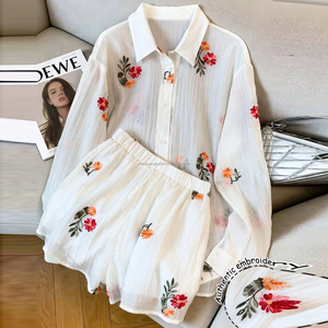 Ensemble coordonné deux pièces brodé <span class=keywords><strong>de</strong></span> fleurs personnalisé pour femmes, <span class=keywords><strong>tenue</strong></span> chemise en lin pour femmes - Product Image 4