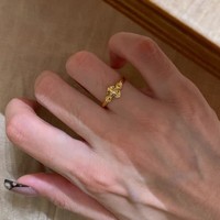 Bague Rétro Vintage Style Couronne Dorée en Cuivre Plaqué Or Iris Étoile, Bague de Queue Simple Haut de Gamme Tendance pour Femme