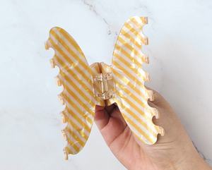 Grande pince à cheveux coréenne en PVC, motif rayé dégradé, pince requin élégante, accessoire capillaire pour femme - Product Image 5