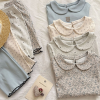 Setelan Baju Bayi Perempuan Balita Berkerah dengan Manset Ruffle, Katun Organik, Motif Bunga, Kancing, dan Model Romper
