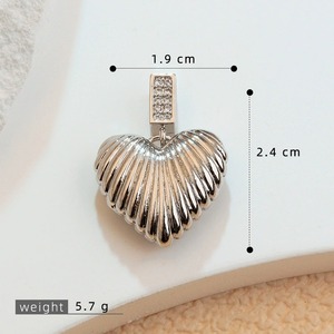 ACME Messing-Kupfer-Herzanhänger-Halsketten – heiß begehrt, Großhandel, direkt ab Werk, anpassbar, verschiedene Ausführungen, Damen-Modeschmuck - Product Image 4