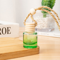 Bouteilles vides cylindriques transparentes colorées de 8 ml avec bouchon à cinq lignes pour parfum, huile essentielle, diffuseur d'arômes pour voiture et intérieur