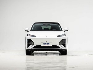 深蓝S07 PHEV 0.67L版低油耗，适合长途驾驶，新能源汽车，SUV车型 - Product Image 2