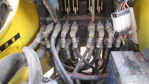 Excavadora Pequeña KOMATSU PC01/PC10/PC15/PC35 Fabricada en Japón, con Pocas Horas de Trabajo y en Buen Estado, en Venta - Product Image 5