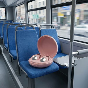 Bouchons <span class=keywords><strong>d</strong></span>'oreilles en silicone souple personnalisés pour dormir, bouchons <span class=keywords><strong>d</strong></span>'oreilles en silicone de haute qualité confortables pour la réduction du bruit, bouchons <span class=keywords><strong>d</strong></span>'oreilles portables pour dormir - Product Image 1