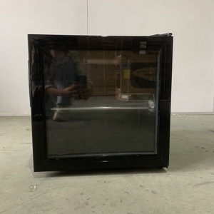 Mini-réfrigérateur noir 53L avec porte pour la maison, l'hôtel et le stockage de cosmétiques - Product Image 4