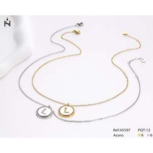 Collier avec pendentif lettre Z, plaqué or 18 carats, accent diamant, taille brillant rond, sertissage clos, classique, unisexe, bijoux fins - Product Image 3