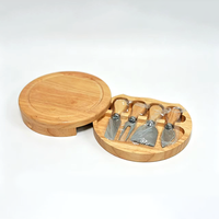 Ensemble de planches à découper rondes en bois d'acacia, design rotatif de Noël, couteau et fourchette inclus, pack combiné pizza/fromage/pain/fruits