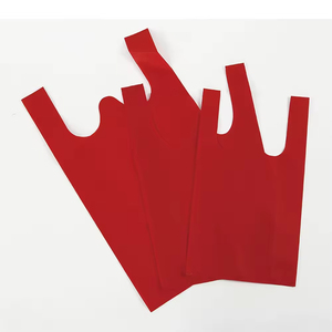 Bolsa de Tela No Tejida Plegable de Alta Calidad para Camisetas y Artículos Diversos, Diseño con Corte en W, Reciclable para Uso Comercial - Product Image 6