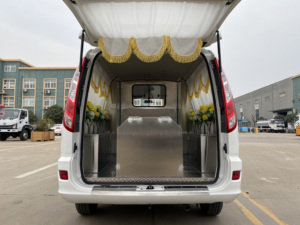 Véhicule mortuaire Foton, ambulance de transport de corps, compartiment réfrigéré en acier inoxydable pour salons funéraires - Product Image 4