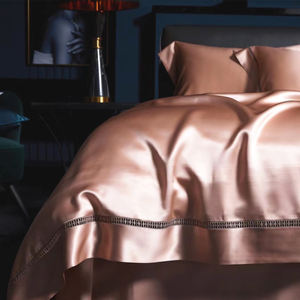 100% soie de mûrier luxe doux drap-housse drap plat double taille usine en gros literie en soie personnalisée - Product Image 1