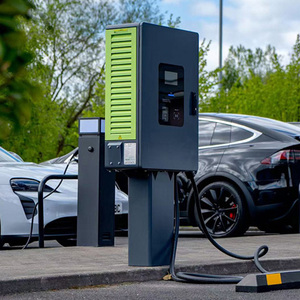 Station de recharge au sol CCS2 commerciale de 30 kW - Product Image 1