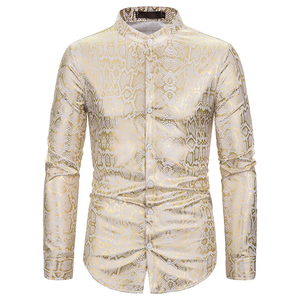 Novità 2025: <span class=keywords><strong>Camicia</strong></span> da <span class=keywords><strong>Uomo</strong></span> con Stampa Animalier Metallizzata Lucida, Maniche Lunghe, Colletto Alto, per Feste, Discoteche e Spettacoli, 100% Cotone - Product Image 4