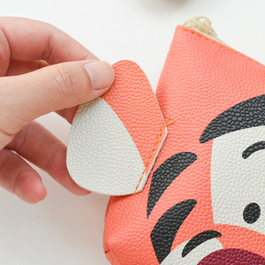 Fabrication personnalisée de porte-clés, mini pochette, sac cosmétique brodé à double fermeture éclair 3D - Product Image 5