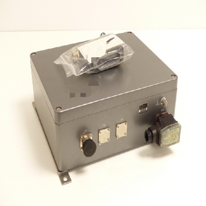 EXE 914 N° d'identification 284 807 01 SN:578752001 - Neuf, non utilisé, Exe 914 Id No. 284 807 01 Sn 578752001 - Non utilisé - Contrôleur PLC - Product Image 1