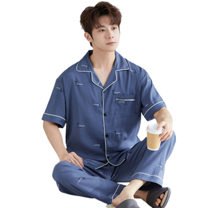 Nuova Collezione Primavera: <span class=keywords><strong>Pigiama</strong></span> e Abbigliamento da Casa da <span class=keywords><strong>Uomo</strong></span> di Alta Gamma con Stampa Vintage a Lettere, Set con Top a Maniche Corte e Pantaloni Lunghi - Product Image 1